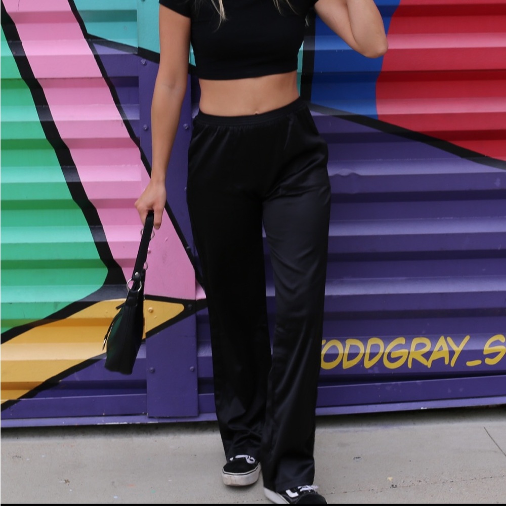 Adika black track style pant